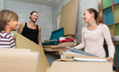 Flexible moving vehicle service for local customers in Kingston