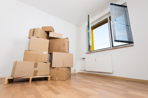 Selection of strong moving boxes for Kingston upon Thames customers